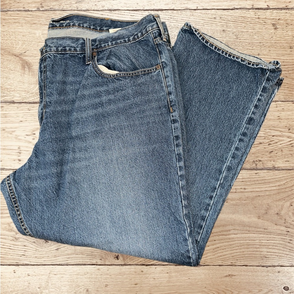 GUC-Men’s Old Navy “Regular Standard” fit jeans